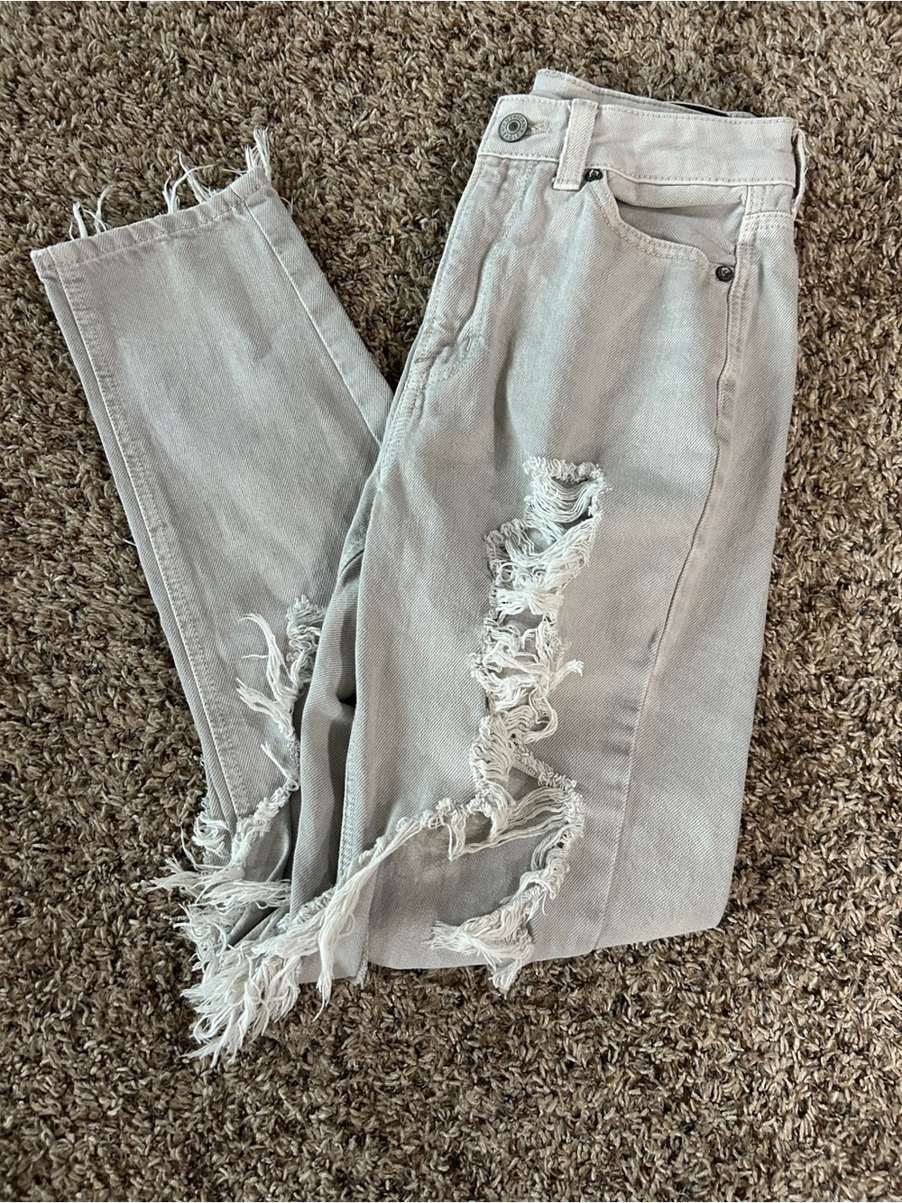 American Eagle Mom Jeans